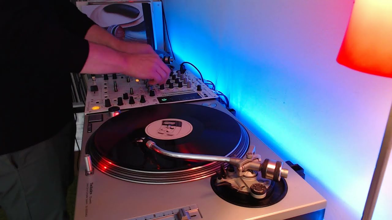 Deep House / Vinyl Mix / mixed by dAnWa / Jazzy & Classic House