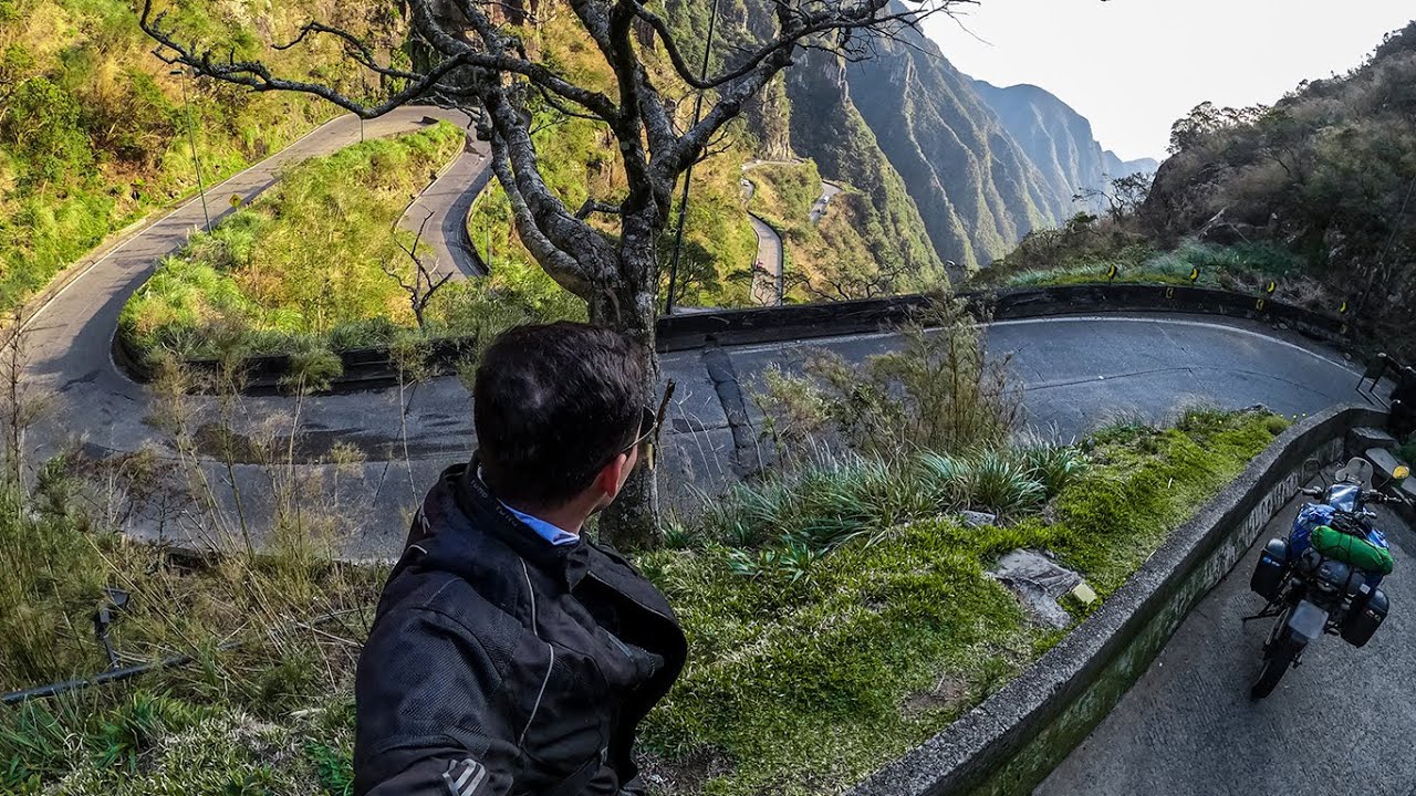 4K | Serra do RIO DO RASTRO, Serra do CORVO BRANCO e GRAMADO de moto com MEUS PAIS