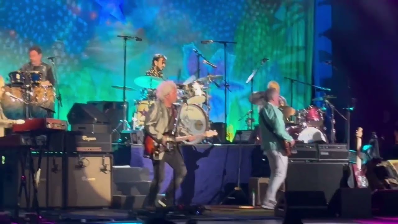 Down Under - Ringo Starr & His All Starr Band Ft. Colin Hay - Mexico City 2024