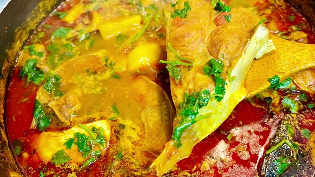 এই একটা রেসিপি হলে আর কিছুই লাগবে না 😋গরম ভাতের সাথে অসাধারন মজা🌶️River fish Curry so tasty Recipe
