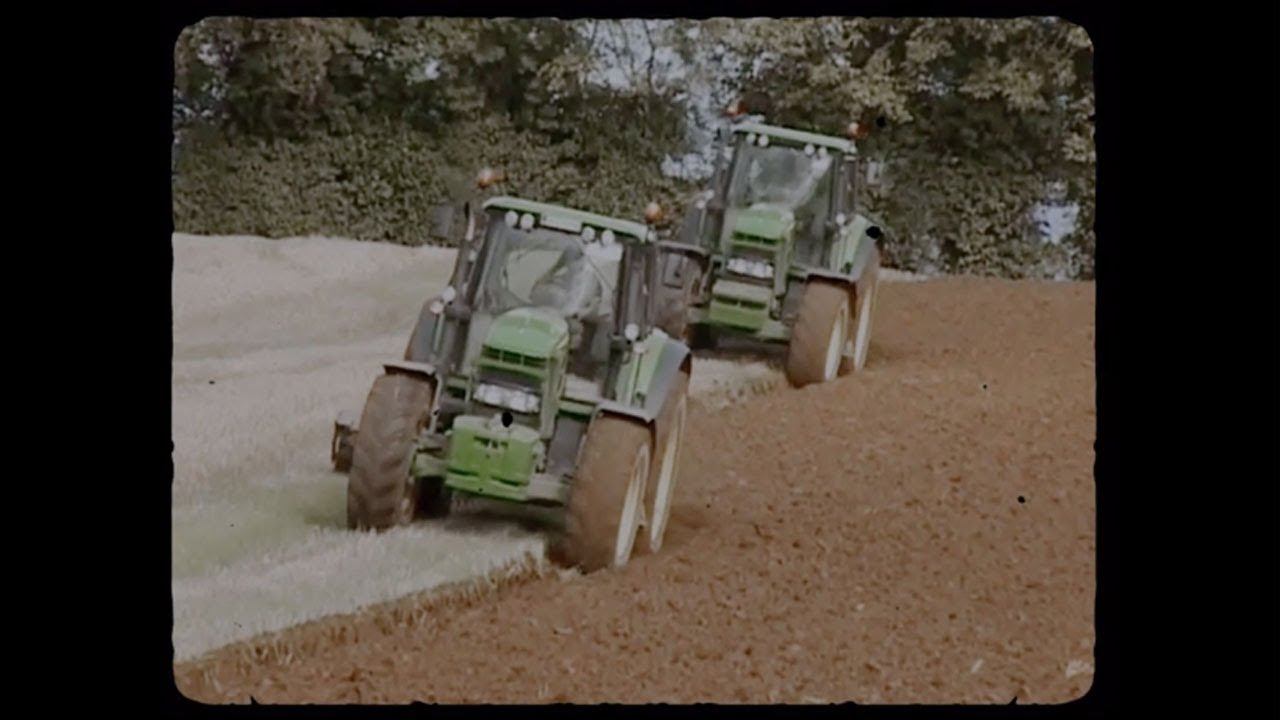 John Deere 7530s ploughing | Tractor Classic Agri #12
