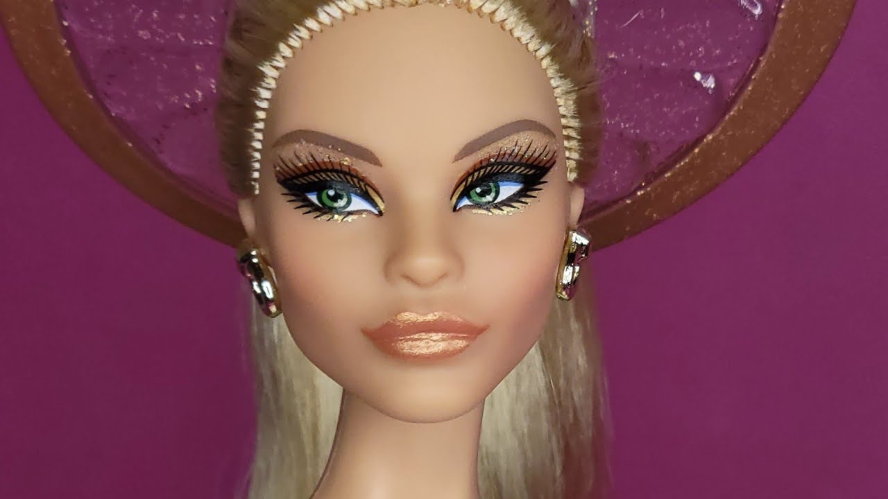Bob Mackie x Barbie Hoilday Angel