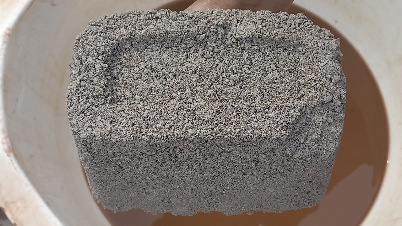 Sand Cement Stonecrush Bricks crumbling dipping and dry crumbling on Paste