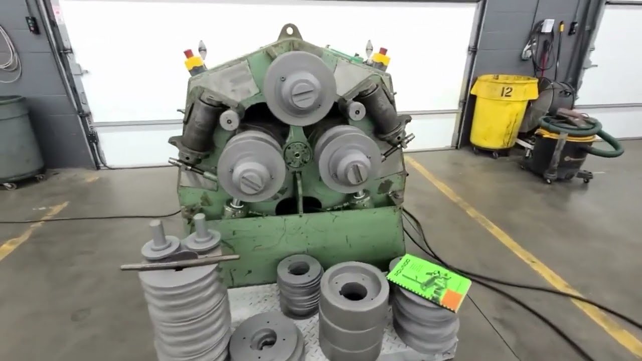 Roundo Model R4 Hydraulic Pipe/Angle Bending Roll, 3- 1/2
