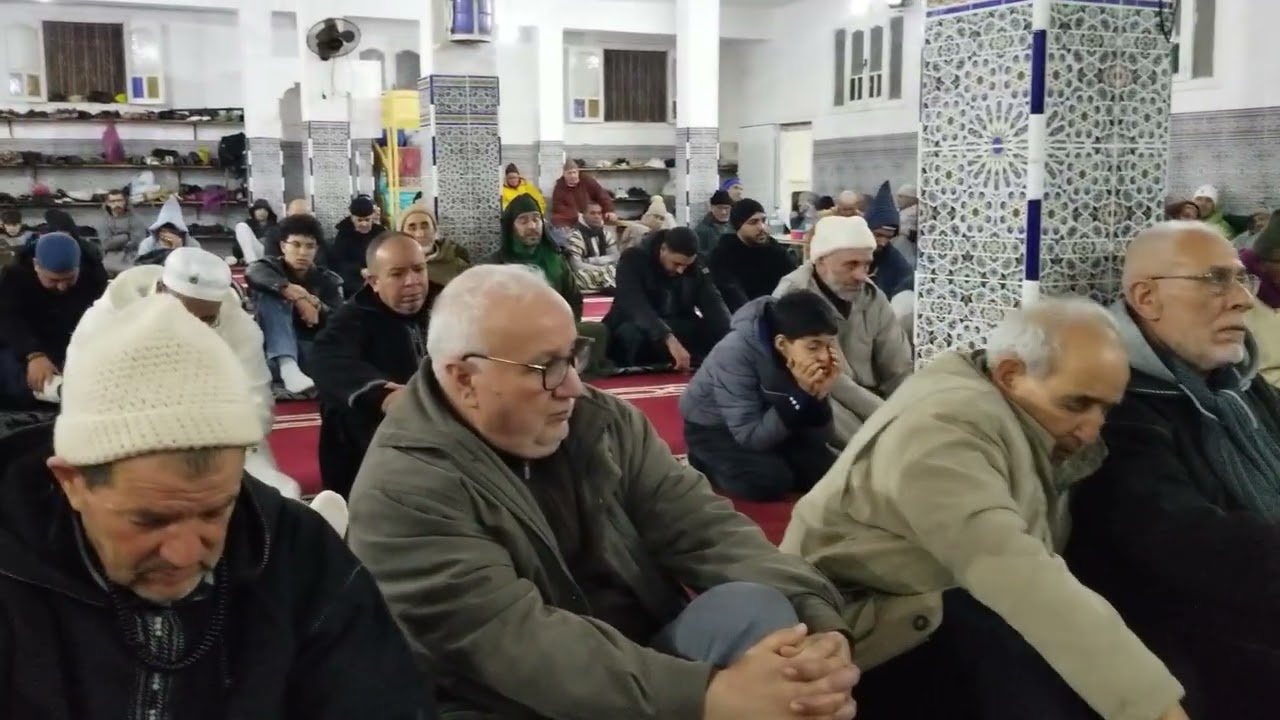 ليلة محفوفة بالذكر مع حظور الشيخ سيدي محمد علي ومقادم الزاوية الهبرية الدرقاوية 1