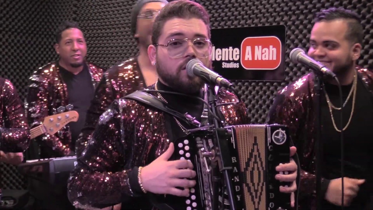EL JIRO Y CANELO by El Grupo D'Ahora | Live Session Diciembre 2019