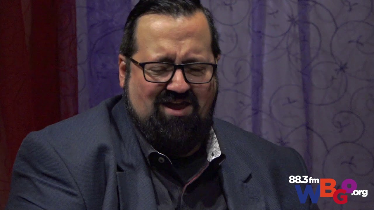 Joey Defrancesco performs 