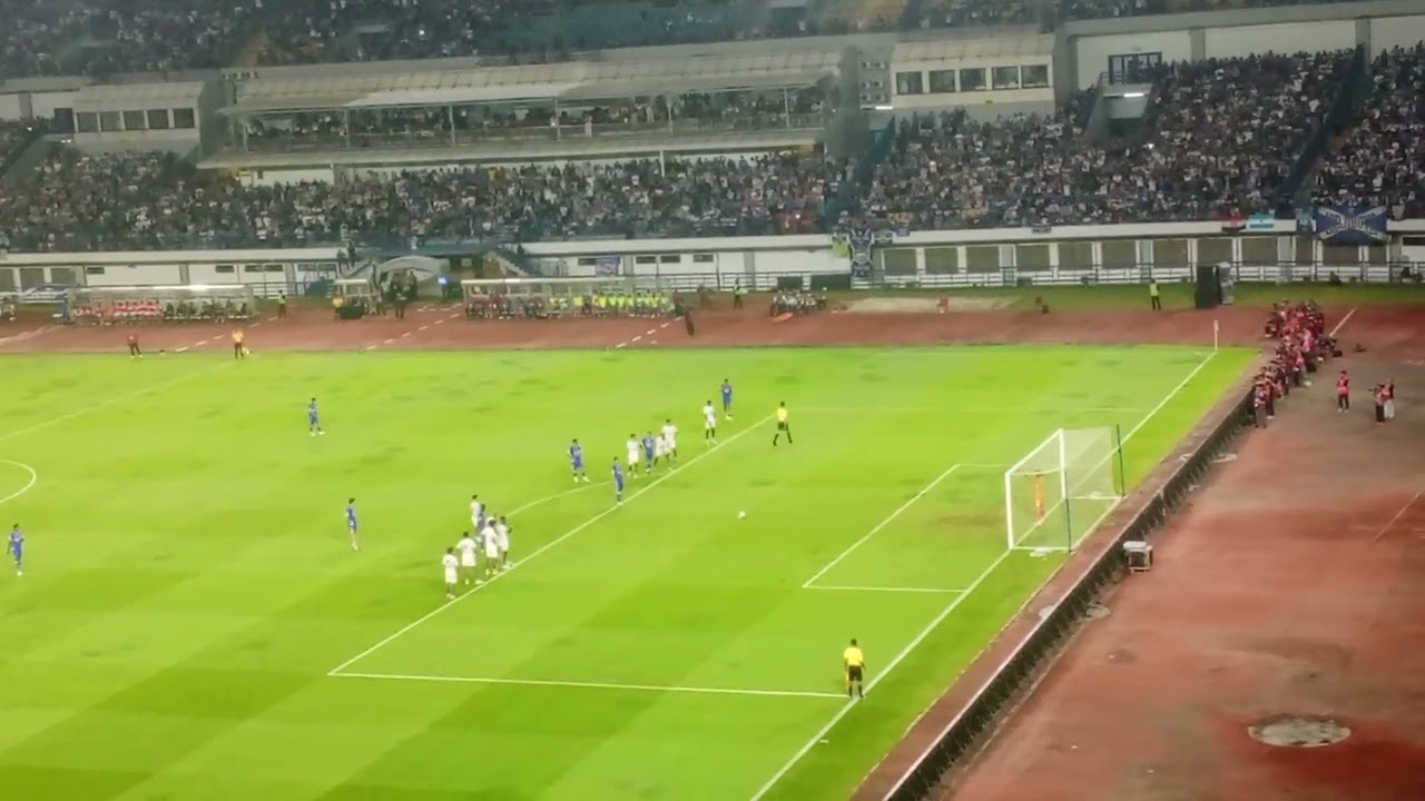 Penalti perisb vs psm gagal @andre jung
