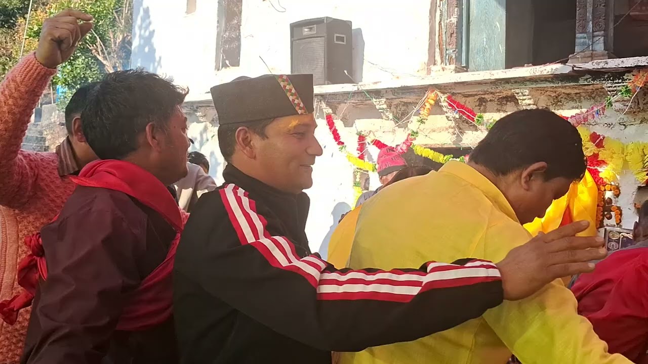 हमारे पहाड़ में भैरव नाथ जी को अनोखी भेंट चढाते हें कुछ इस तरह 🙏🙏 #pahadi vlog 