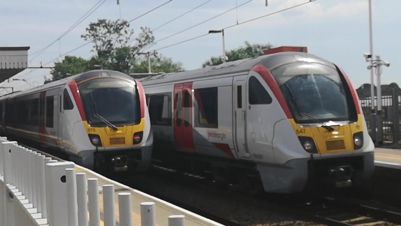 Trains at Romford - 16 June 2022