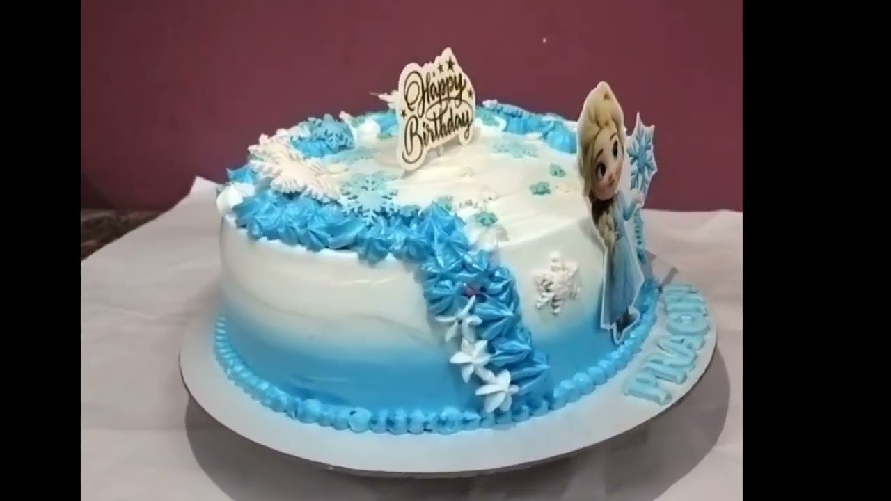 Frozen theme cake