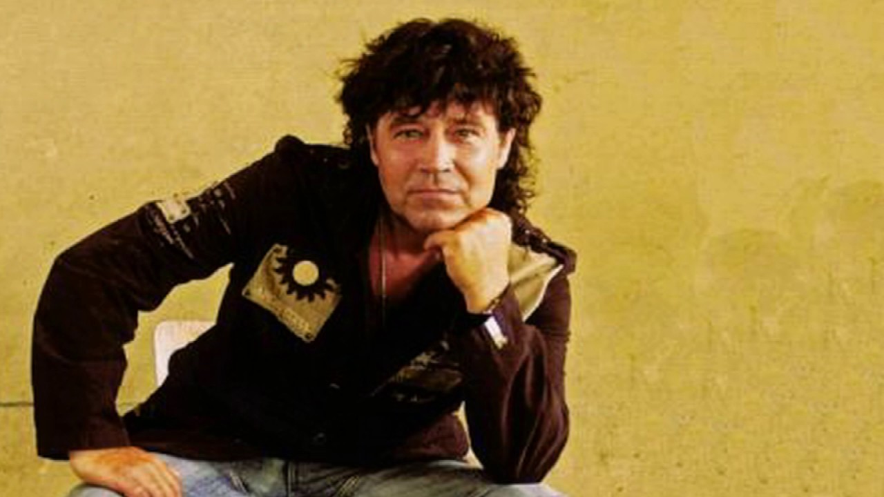 Dennie Christian ♪ Ik Laat je Gaan ♫
