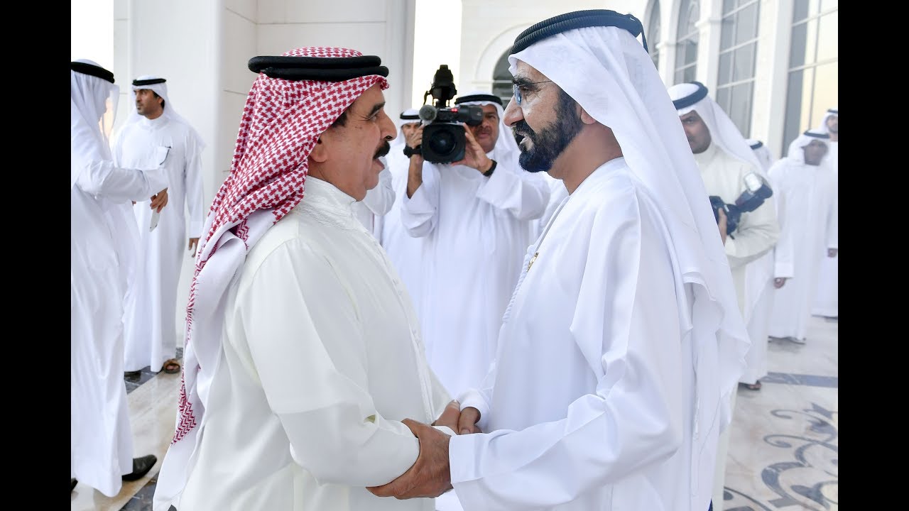محمد بن راشد ومحمد بن زايد يستقبلان ملك البحرين