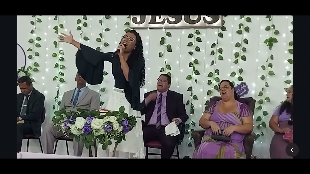 A IGREJA FICOU DE PÉ COM ESSA MINISTRAÇÃO 🥹 | NITHELLE XAVIER