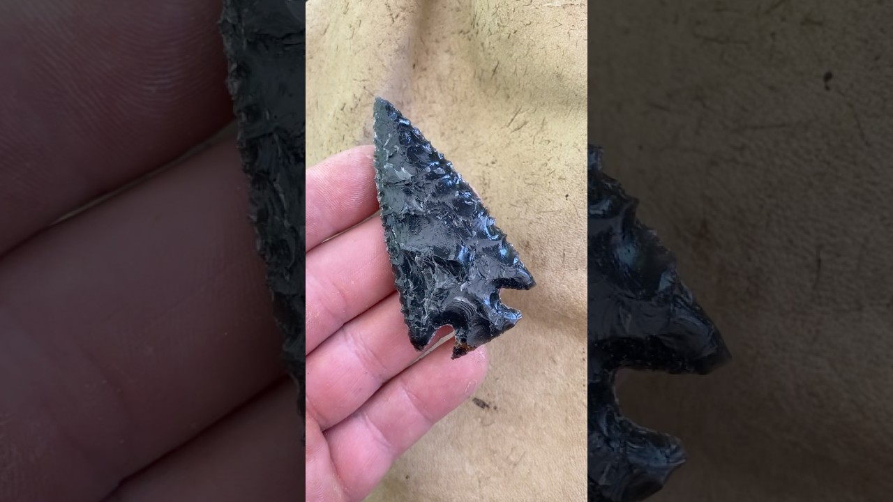 Obsidian Flintknapping #flintknapping #knapping #primitivetechnology #martialarts #survivalskills