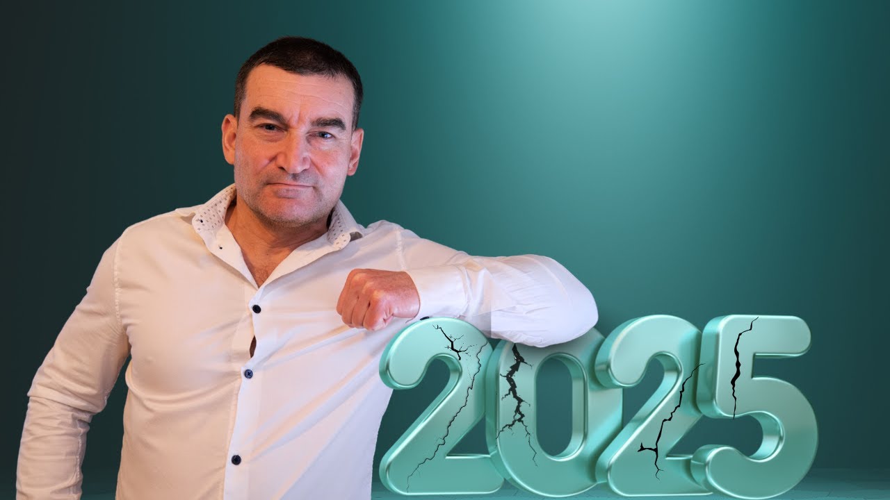 2025 год в ретроспективе: ажиотаж вокруг ИИ, увольнения и реальность.