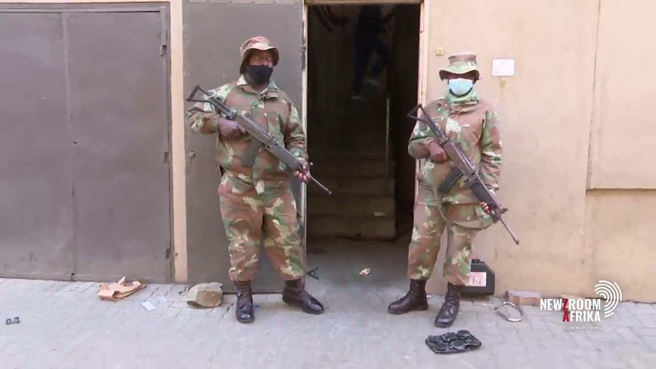 SANDF members touch down in Alexandra