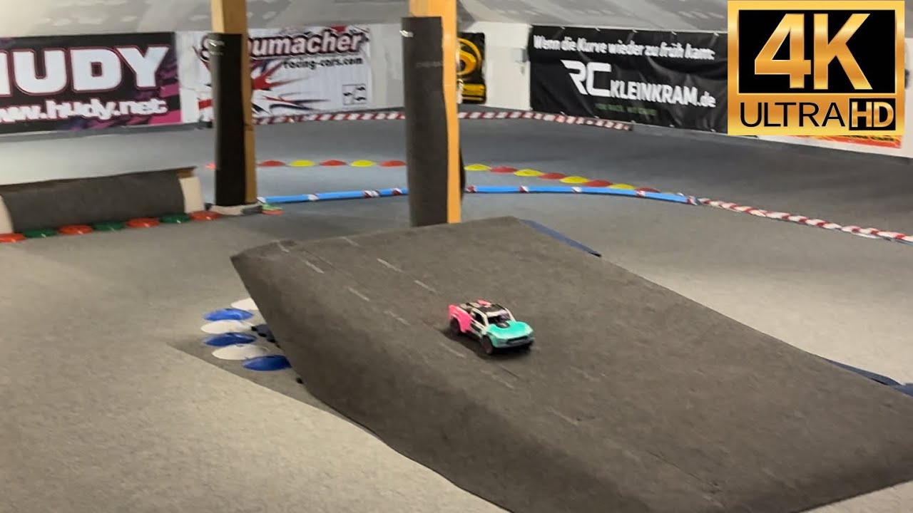 Arrma Mojave Grom BLX auf dem RC Dachboden 4K UHD