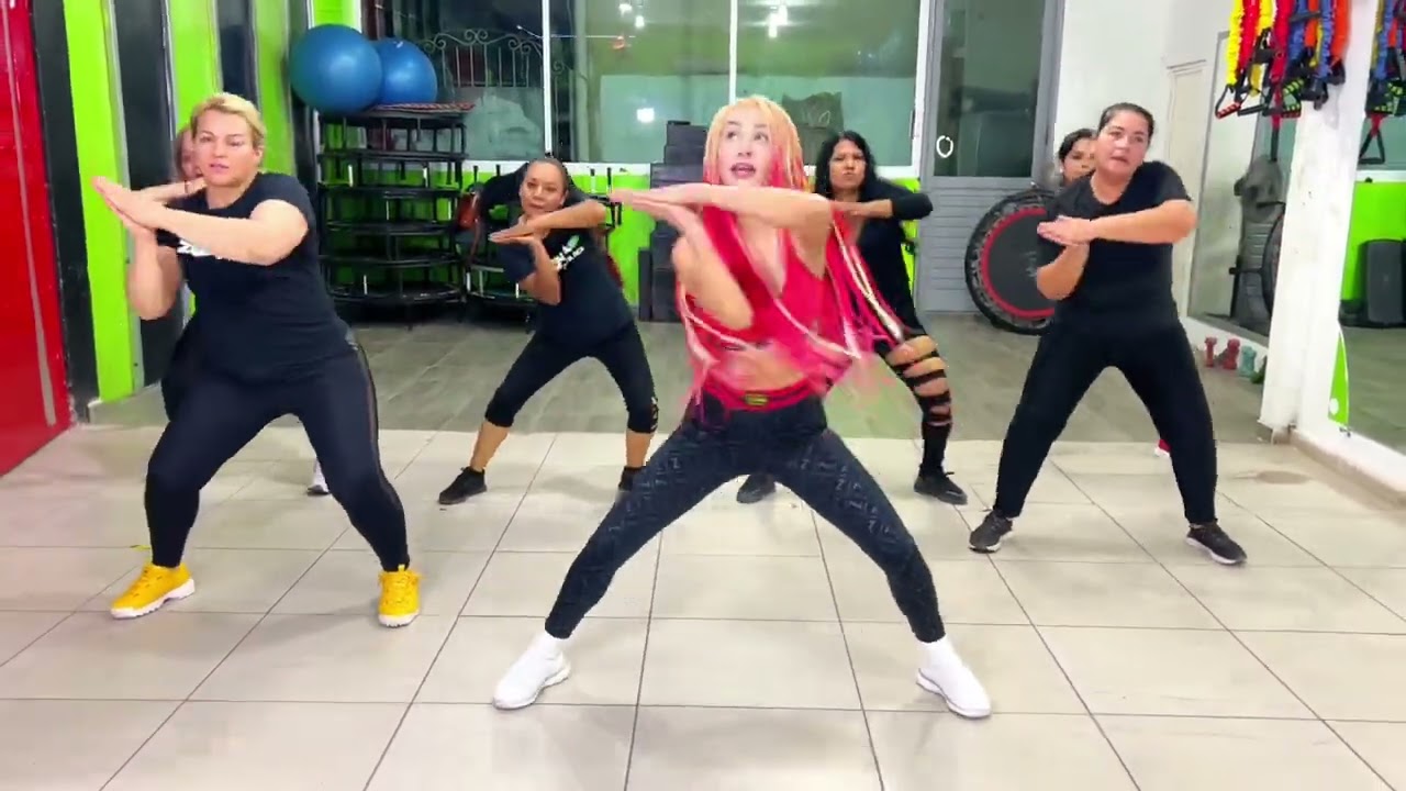 Zumba Shakira y bzrp