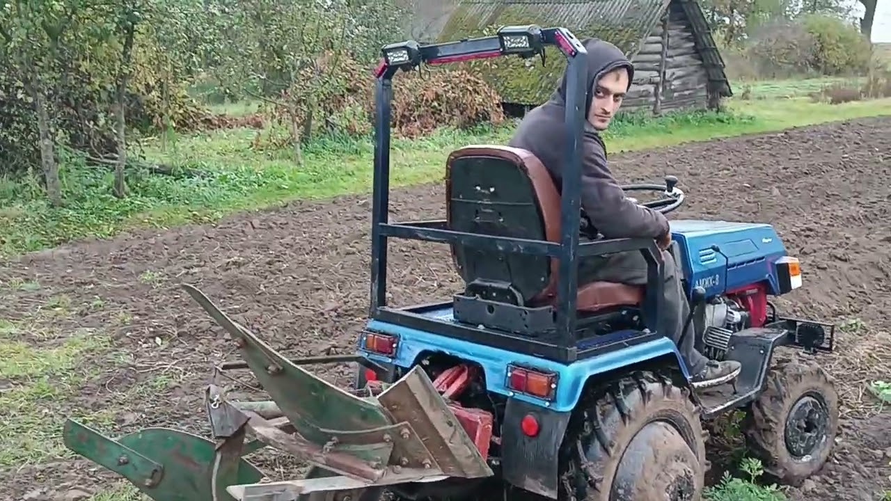 Закончили  оборотный плуг