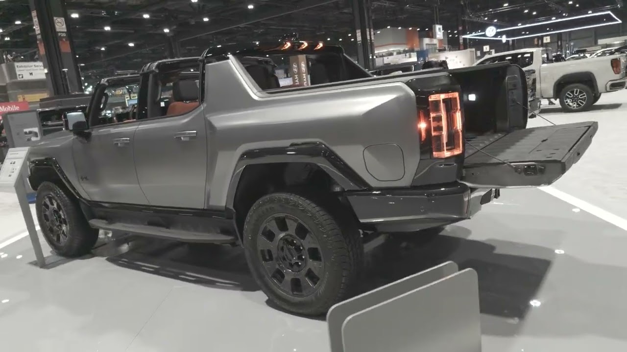 #hummerev pickup @ChicagoAutoShow 2026