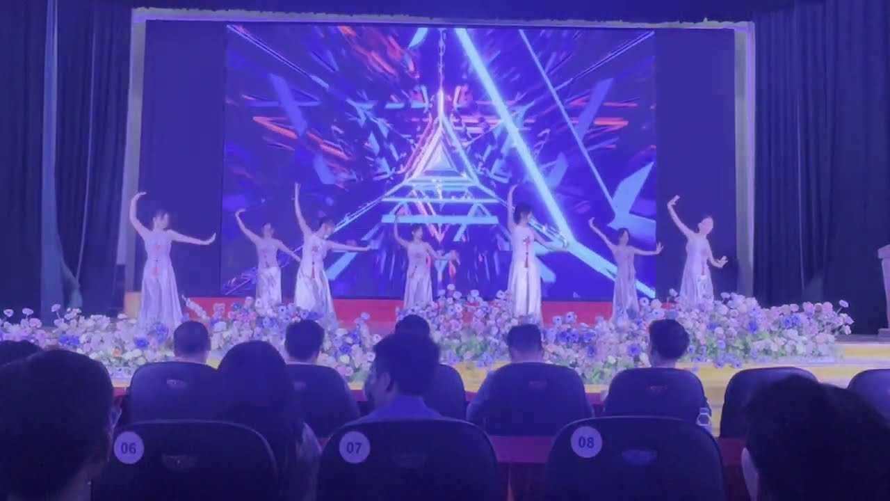 MÚA BÁNH TRÔI NƯỚC + MỜI TRẦU | TÌNH TRƯỜNG 11TH BIRTHDAY - BƯỚC CHÂN THIỀU HOA