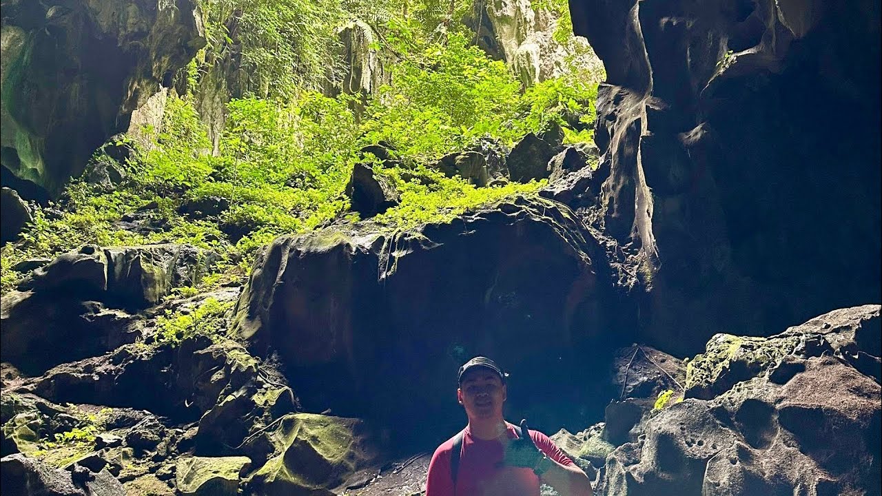 Menjelajah Gua Silabur, Serian, Sarawak.