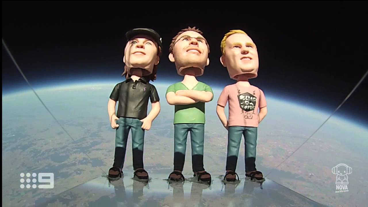 Ash, Kip & Luttsy's Bobbleheads in Space!
