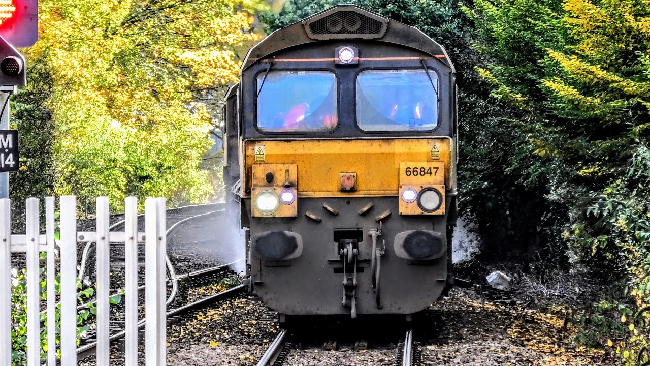 Trains at Halifax Station - 27/10/2025