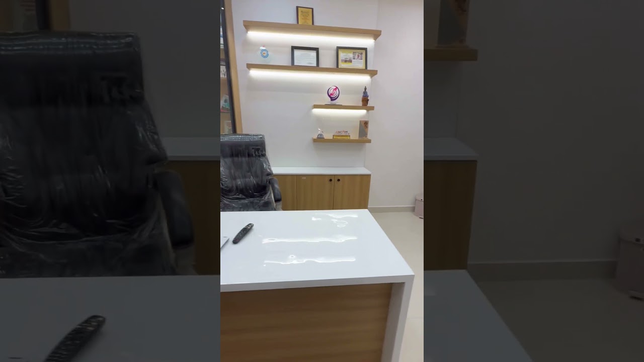🏥 Modern Doctor Counter Design 2025 | Clinic Interior Ideas 💼 #shorts