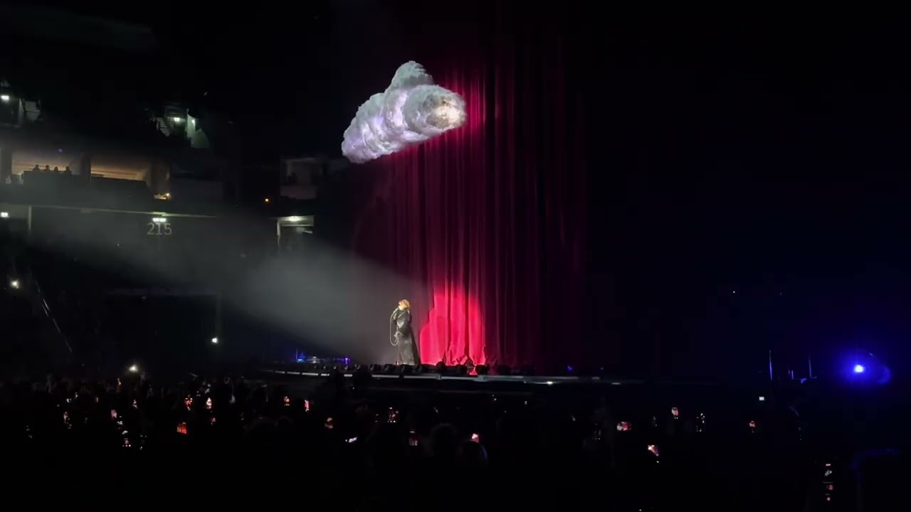 Raye concert opening live in Berlin 24.01.2026