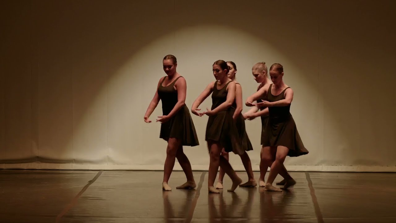 Ballet Adulto Intermediário - Espetáculo Tempo ao Tempo - Escola de Dança ADHering