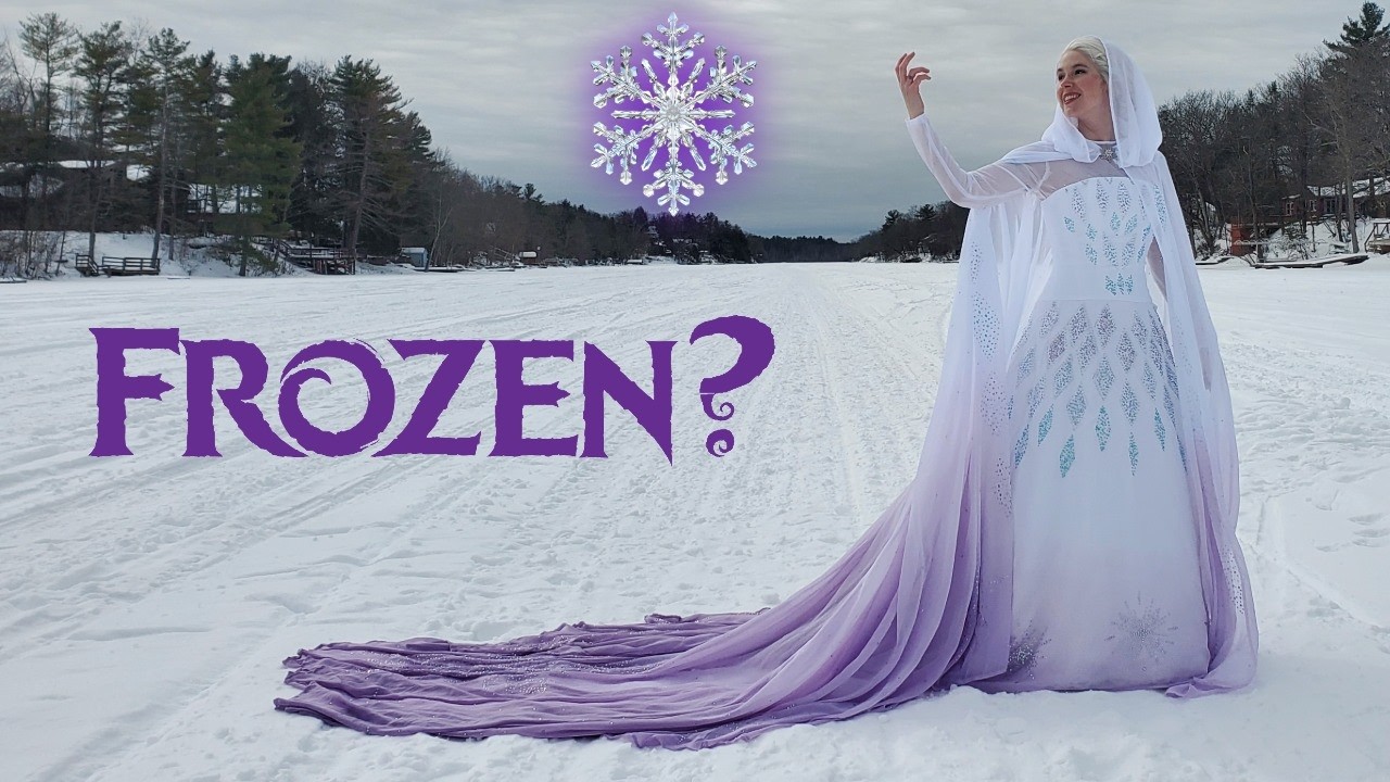 Making a *Sparkly* Elsa dress