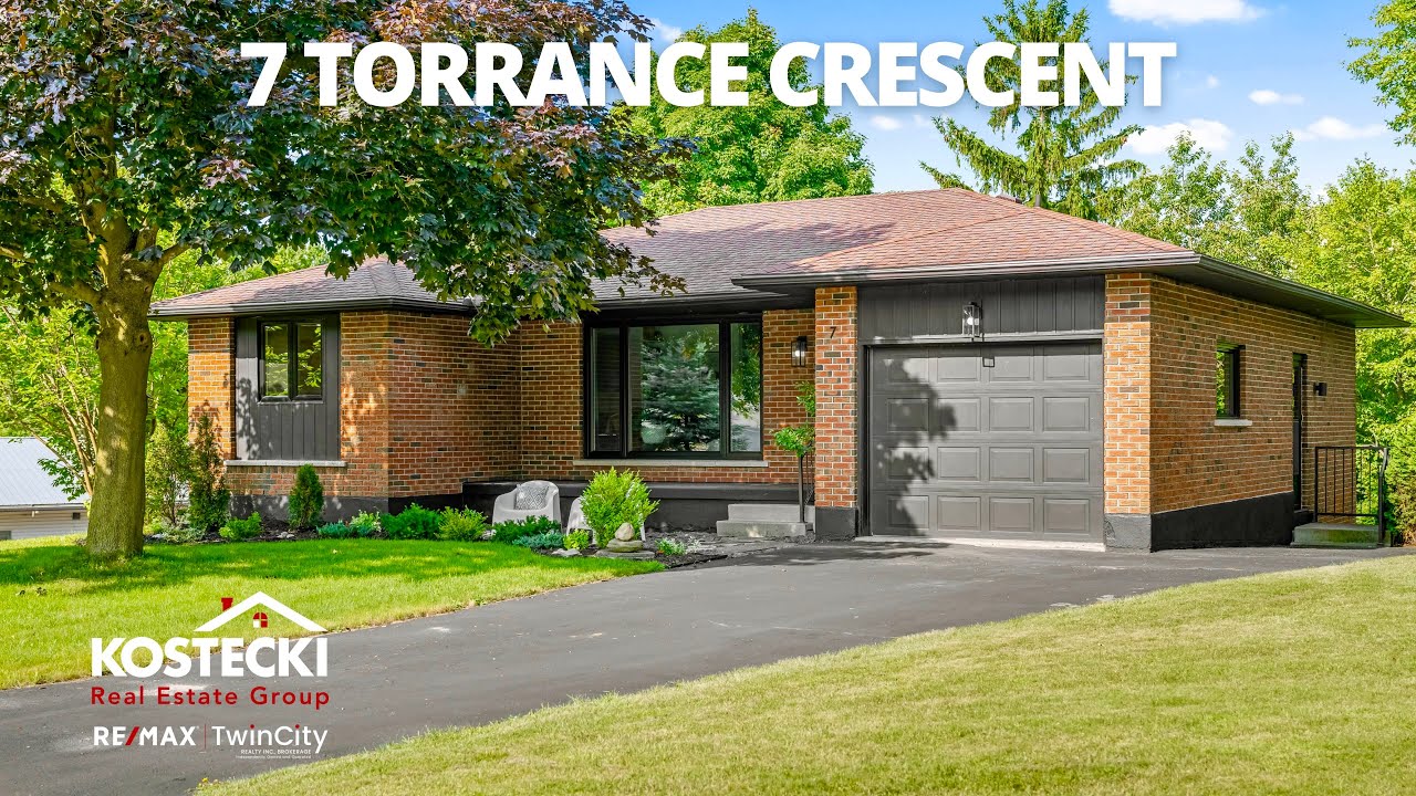 Marvellous Milverton - 7 Torrance Crescent - Milverton Real Estate Video