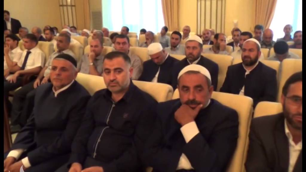 Ayətullah Nuri Həmədani Azərbaycana gəlib