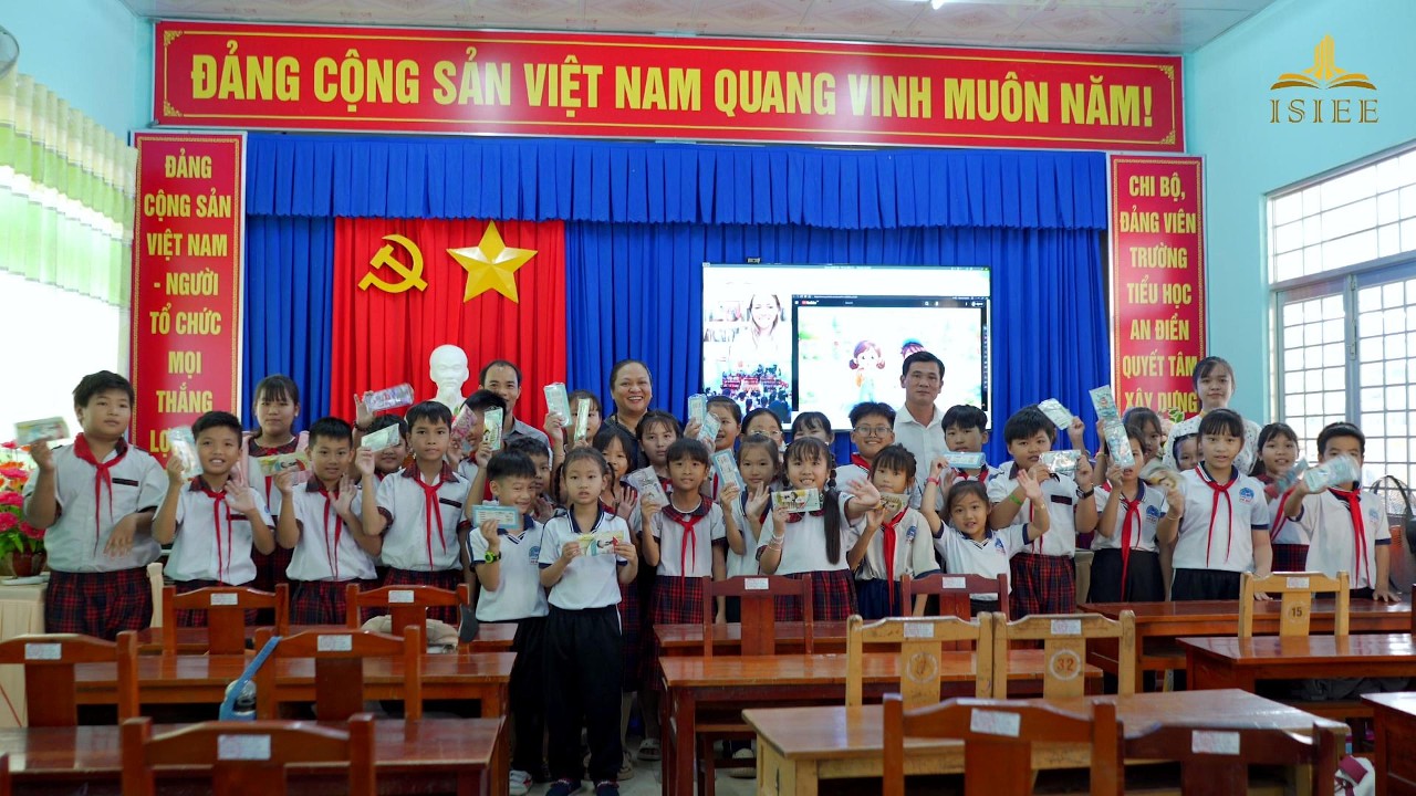 VIỆN ISIEE - TRƯỜNG TH AN ĐIỀN - LỚP TIẾNG ANH OMO NGHE NÓI VỚI GIẢNG VIÊN NƯỚC NGOÀI
