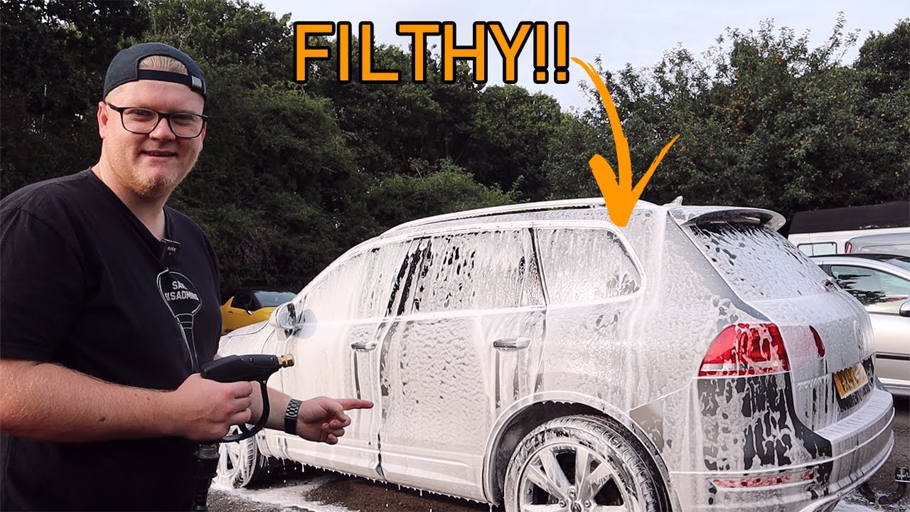 Satisfying VW Touareg Exterior Clean | Grinding Gears