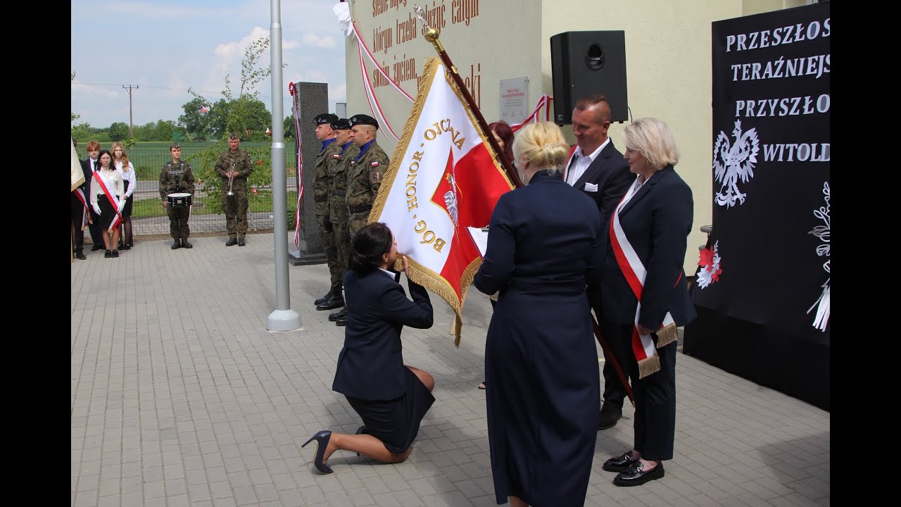 HISTORYCZNY DZIEŃ W NASZEJ SZKOLE - RTM. WITOLD PILECKI NASZYM PATRONEM!