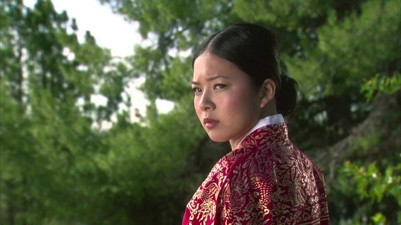 Phoenix - Entertainment (Official Music Video)