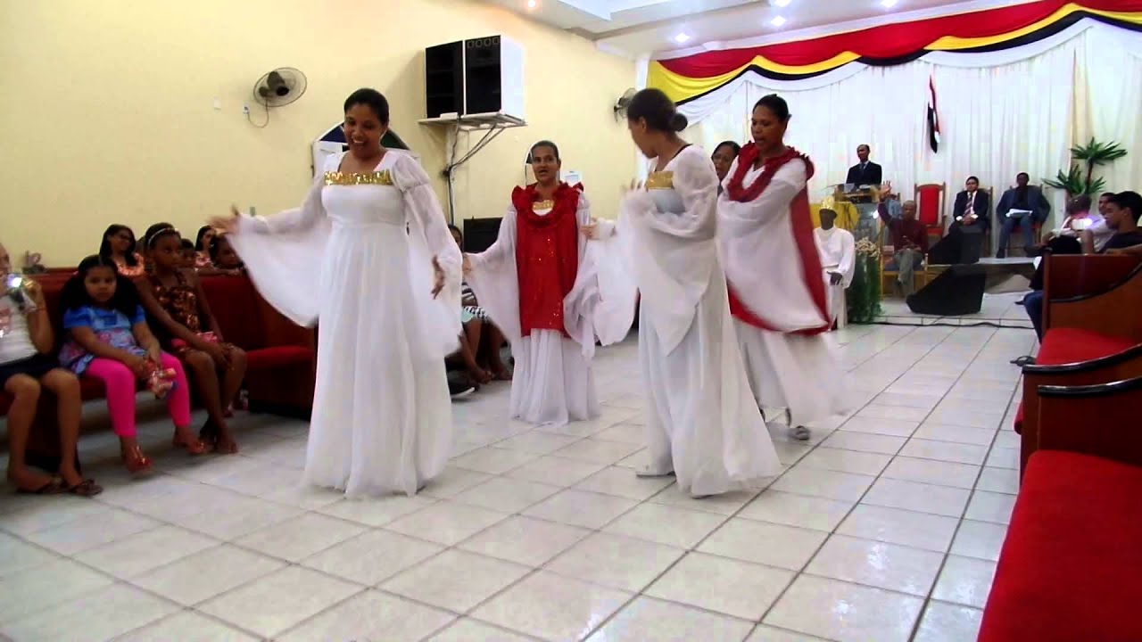Culto Filadélfia Coreografia hino - COVARDIA - Léa Mendonça