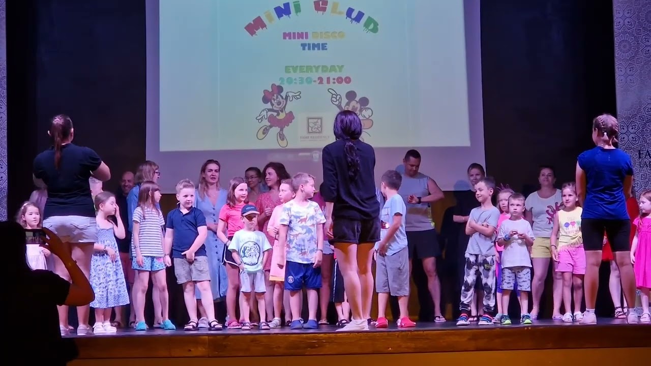 Mini disco time for children in Antalya