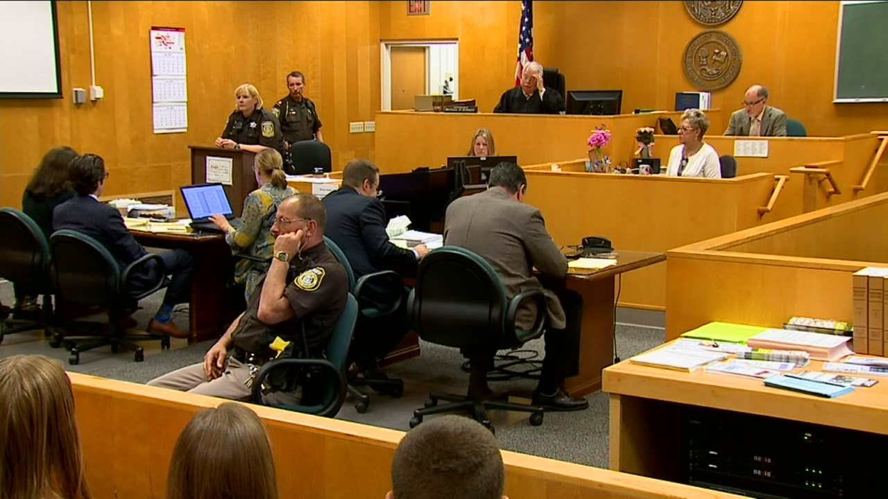 Day 2: Attorney fights to move Morgan Geyser's case to juvenile court