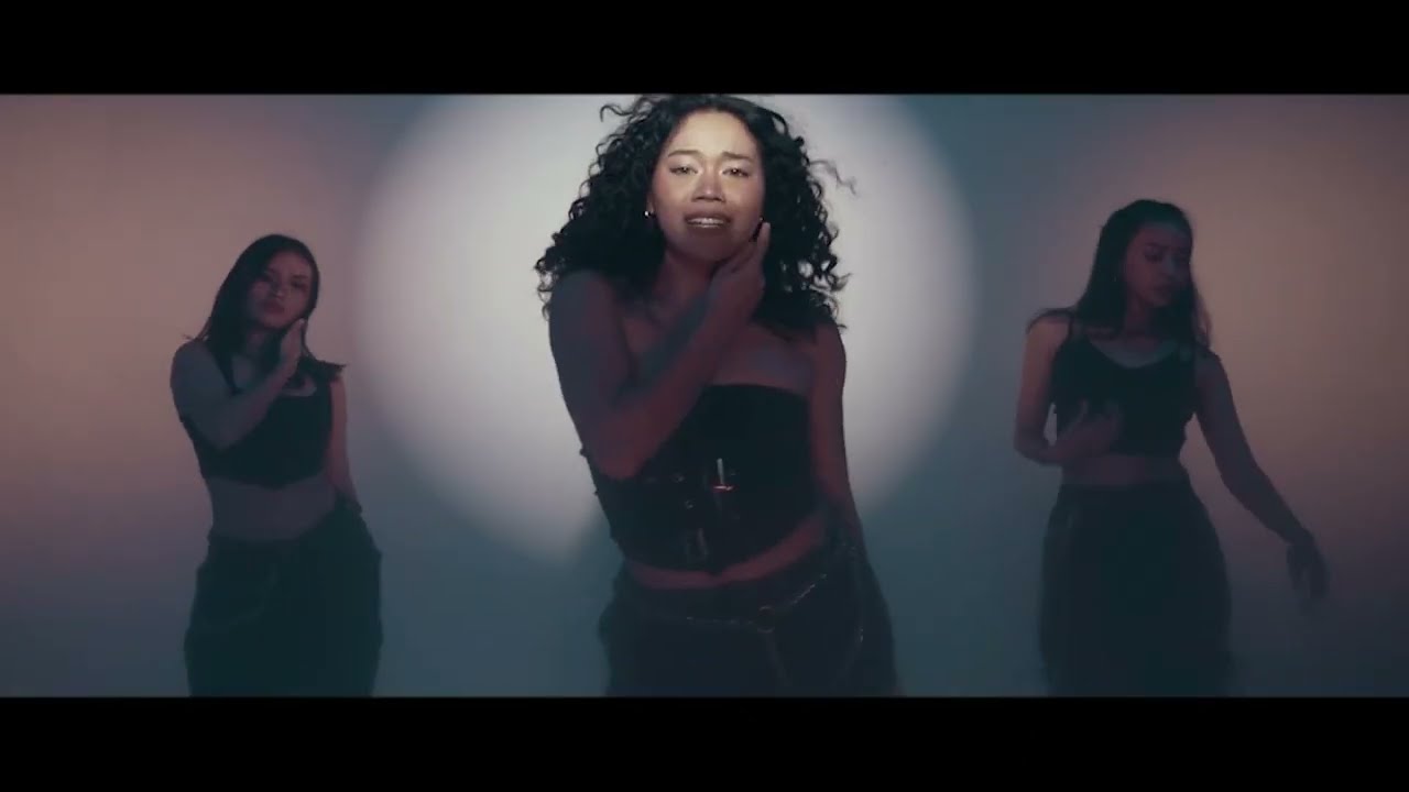 MONEVA - ONE WAY [OFFICIAL MUSIC VIDEO]