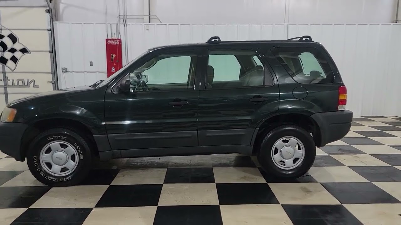2004 Ford Escape XLS