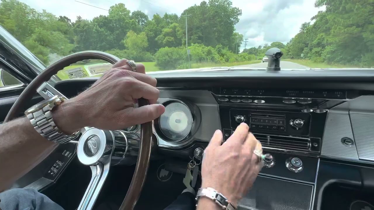 1963 Buick Riviera! Does the Cruise work!?  PART ONE