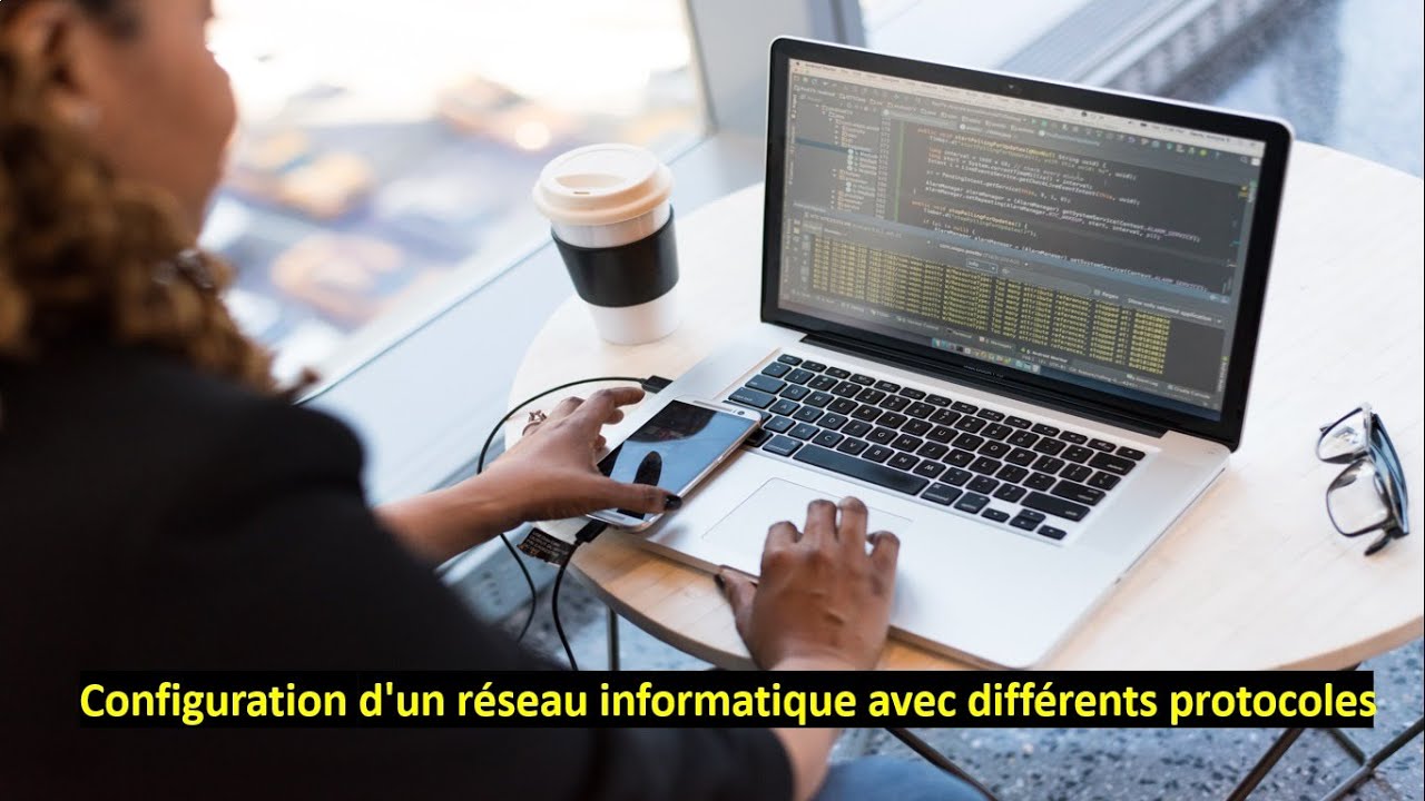 LAB:5.3 Configuration d'un réseau informatique avec différents protocoles| Redistribution