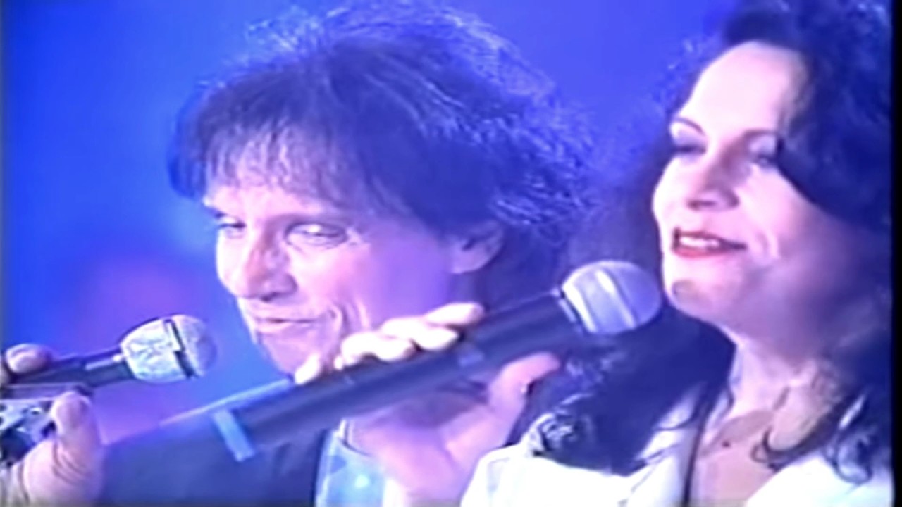 Ed Costa - Jovens Tardes de Domingo - Roberto e Gal