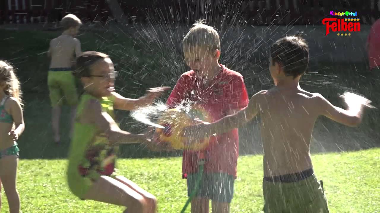 Wasserspiele im Freien