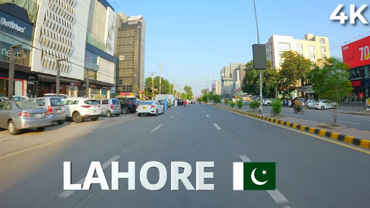 Driving in Lahore 🇵🇰 Pakistan | DHA Phase 3 to Gulberg 3 | 4K