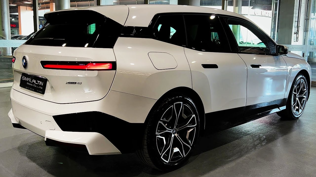 2023 BMW iX - Characteristic SUV